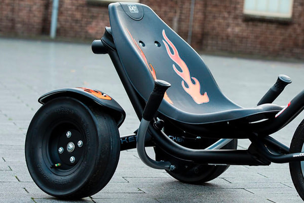 Stuurhendels aan de zijkant