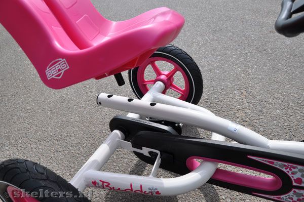 Gemakkelijk verstelbare stoel ( 3 standen ).