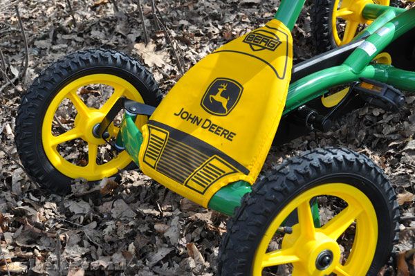 Schommelas voor beter contact met de weg.