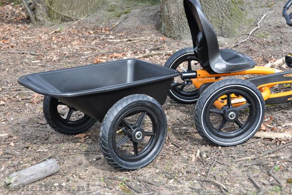 Afmeting: 77x59x37 cm