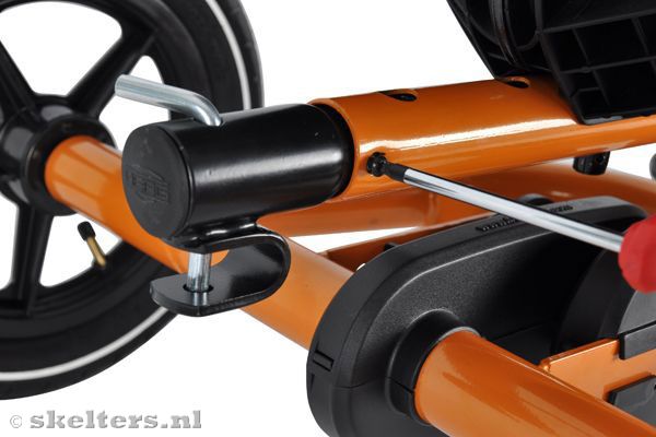 Gemakkelijk te monteren aan de skelter.