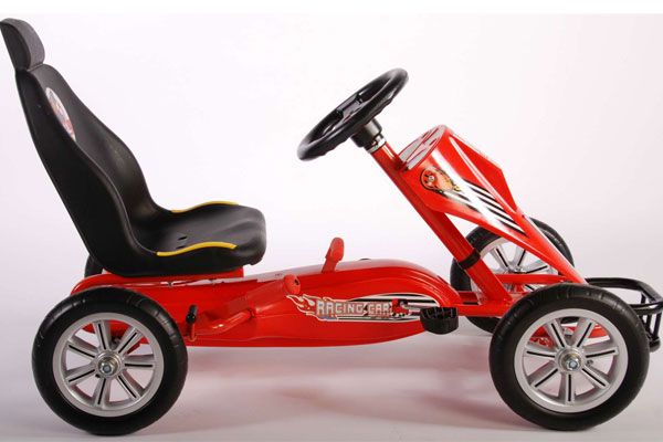 De Go cart racing car van Yipeeh.