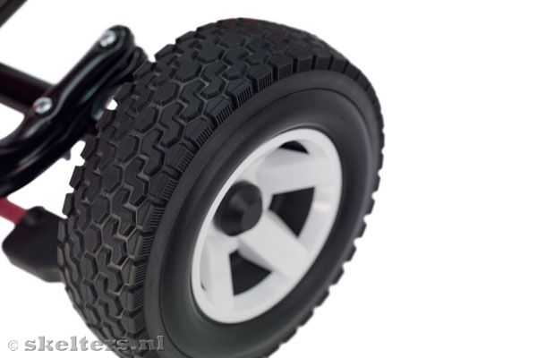 Dikke skelterbanden met profiel.